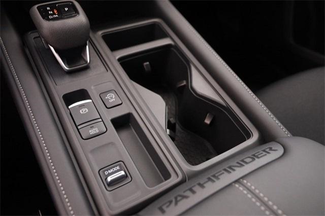 2025 Nissan Pathfinder Vehicle Photo in Hazelwood, MO 63042