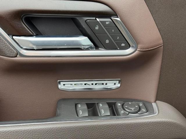2025 GMC Sierra 1500 Vehicle Photo in COLUMBIA, MO 65203-3903