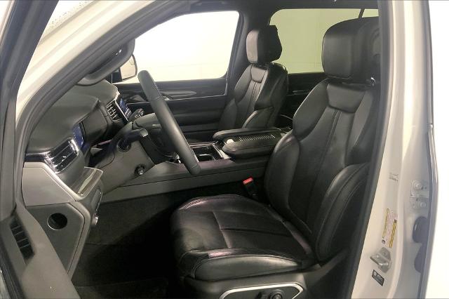 2022 Jeep Wagoneer Vehicle Photo in Kansas City, MO 64114