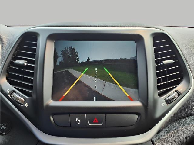 2018 Jeep Cherokee Vehicle Photo in Oshkosh, WI 54904