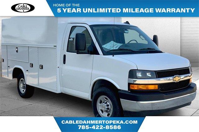 2024 Chevrolet Express Commercial Cutaway Vehicle Photo in TOPEKA, KS 66609-0000