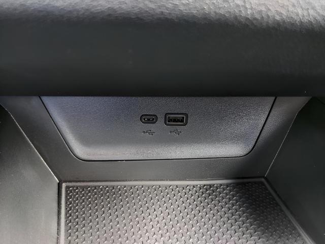 2025 Chevrolet Equinox Vehicle Photo in Green Bay, WI 54304