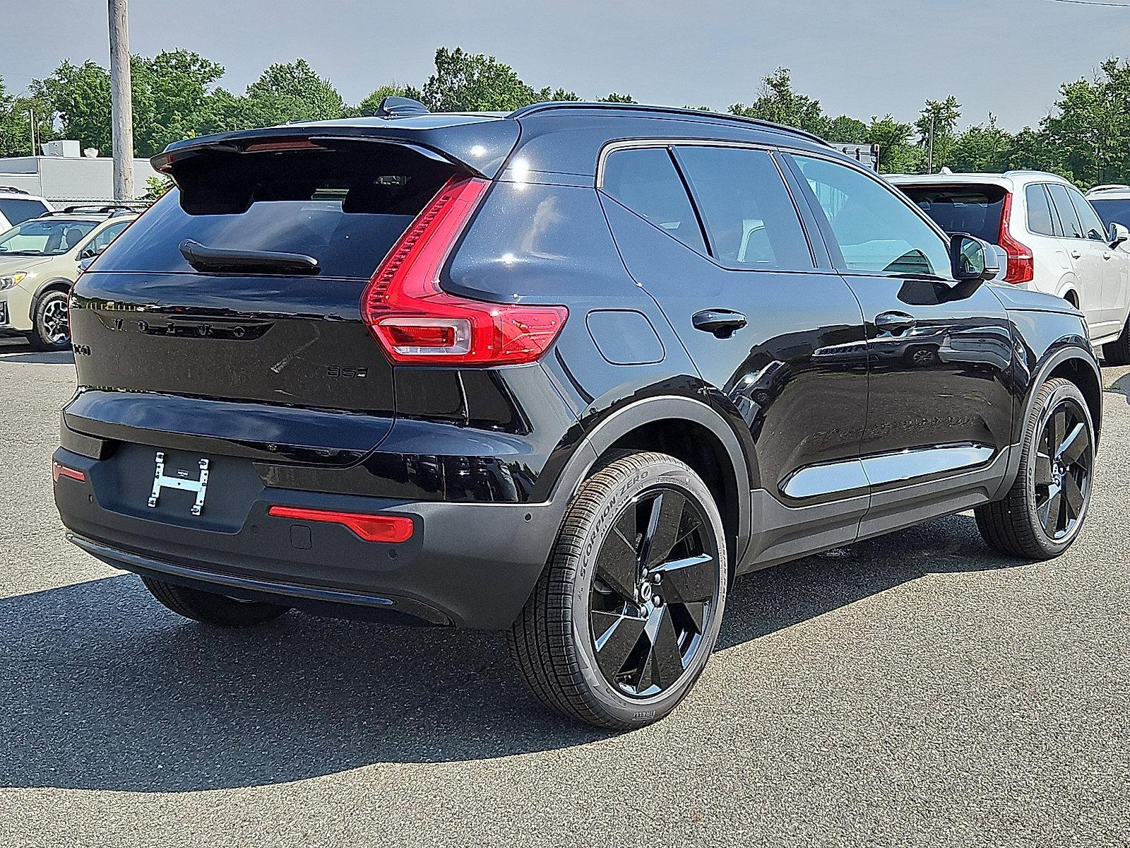 2026 Volvo XC40 Vehicle Photo in Trevose, PA 19053