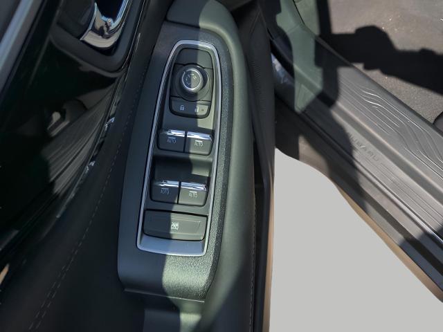 2025 Subaru Outback Vehicle Photo in Green Bay, WI 54304