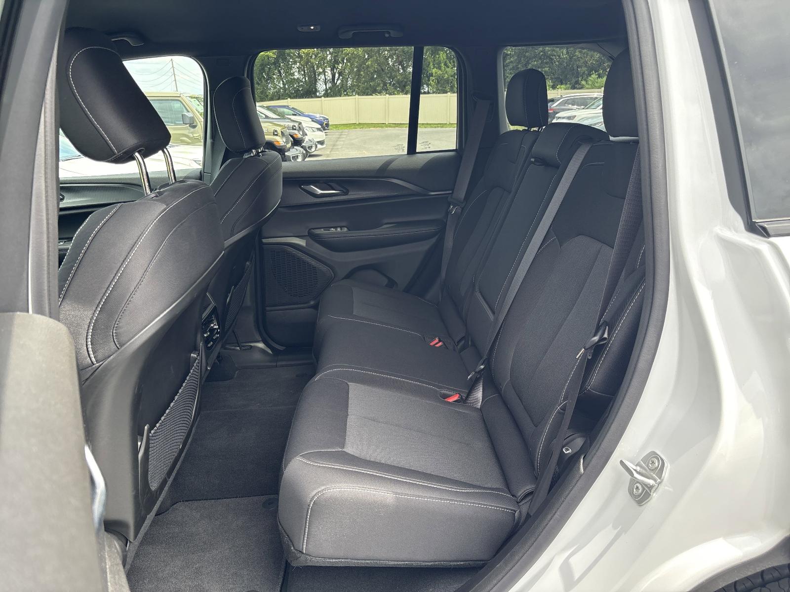 2025 Jeep Grand Cherokee Vehicle Photo in Mechanicsburg, PA 17050-1707