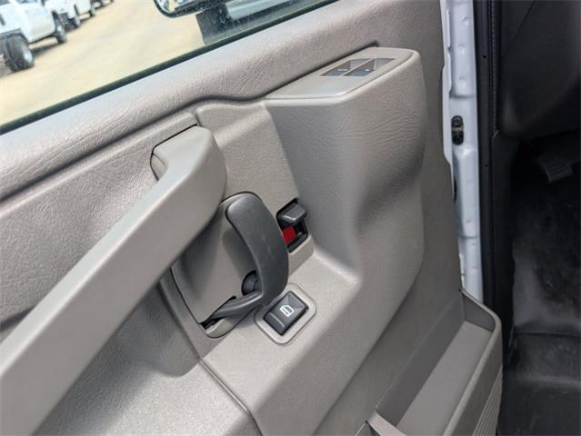 2025 Chevrolet Express Commercial Cutaway Vehicle Photo in ENGLEWOOD, CO 80113-6708