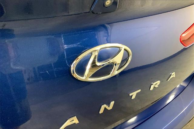 2020 Hyundai ELANTRA Vehicle Photo in Lees Summit, MO 64086