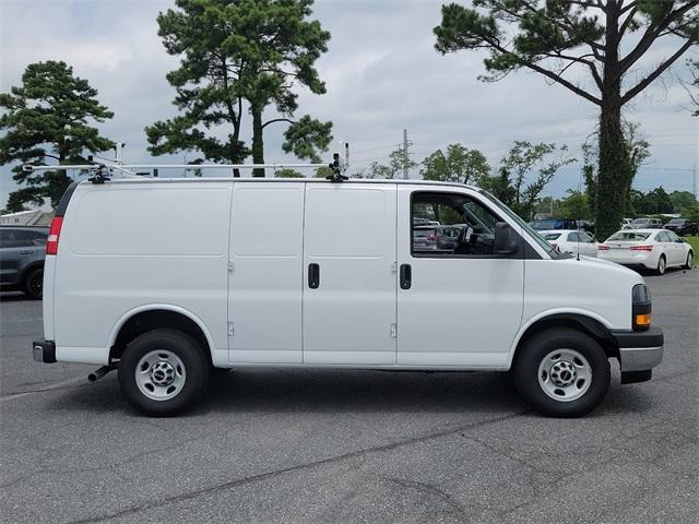 2024 GMC Savana Cargo 2500 Vehicle Photo in LEWES, DE 19958-4935