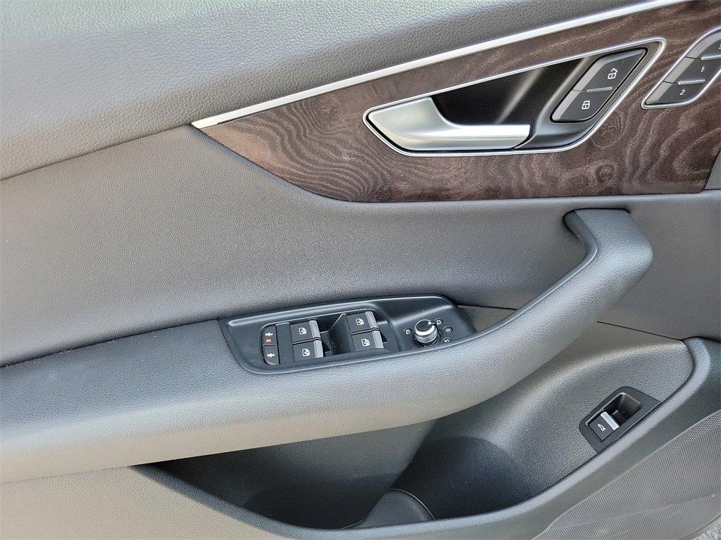 2020 Audi Q7 Vehicle Photo in Muncy, PA 17756