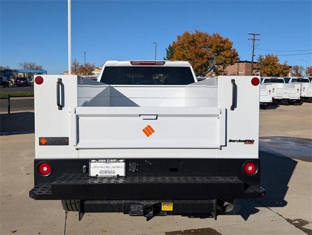 2024 Chevrolet Silverado 2500 HD Vehicle Photo in ENGLEWOOD, CO 80113-6708