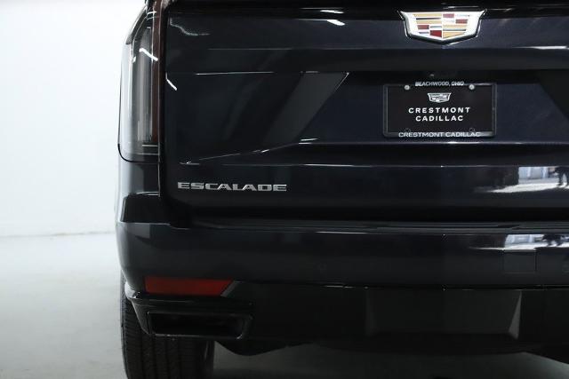 2024 Cadillac Escalade Vehicle Photo in BEACHWOOD, OH 44122-4298