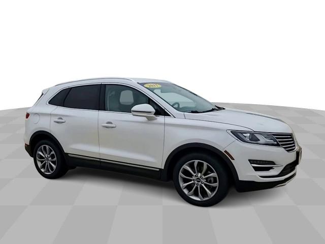 Used 2017 Lincoln MKC Select with VIN 5LMCJ2C94HUL55816 for sale in Quincy, IL