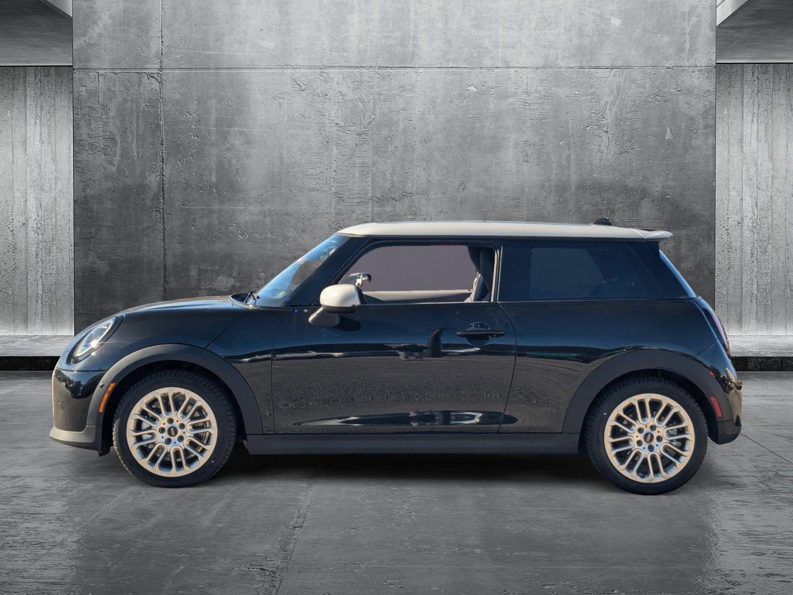 2025 MINI Cooper S Hardtop 2 Door Vehicle Photo in Towson, MD 21204