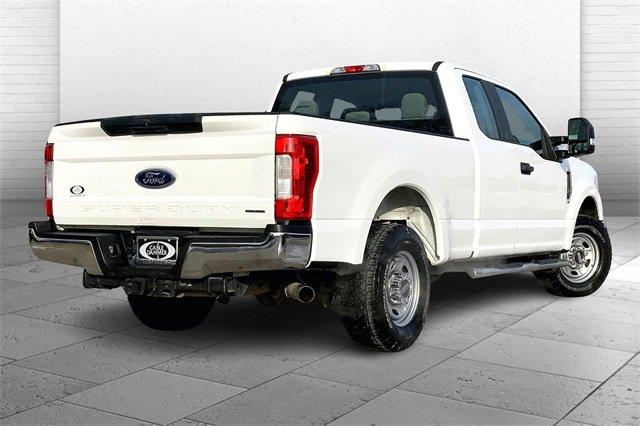 2018 Ford Super Duty F-250 SRW Vehicle Photo in KANSAS CITY, MO 64114-4502