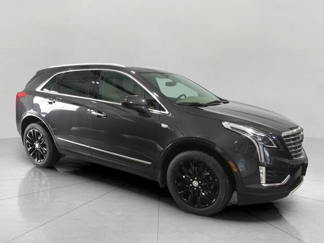 2017 Cadillac XT5 Vehicle Photo in GREEN BAY, WI 54303-3330