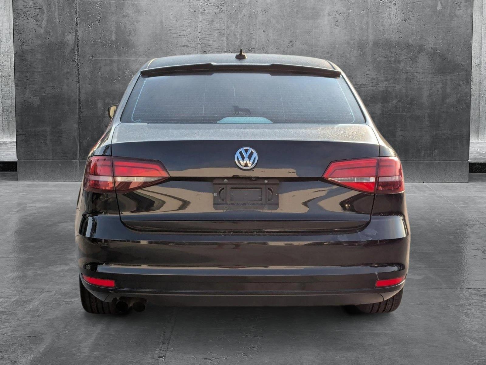 2016 Volkswagen Jetta Sedan Vehicle Photo in PEMBROKE PINES, FL 33024-6534