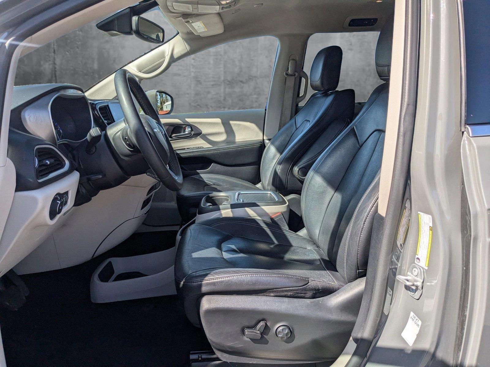 2022 Chrysler Pacifica Vehicle Photo in Spokane Valley, WA 99212
