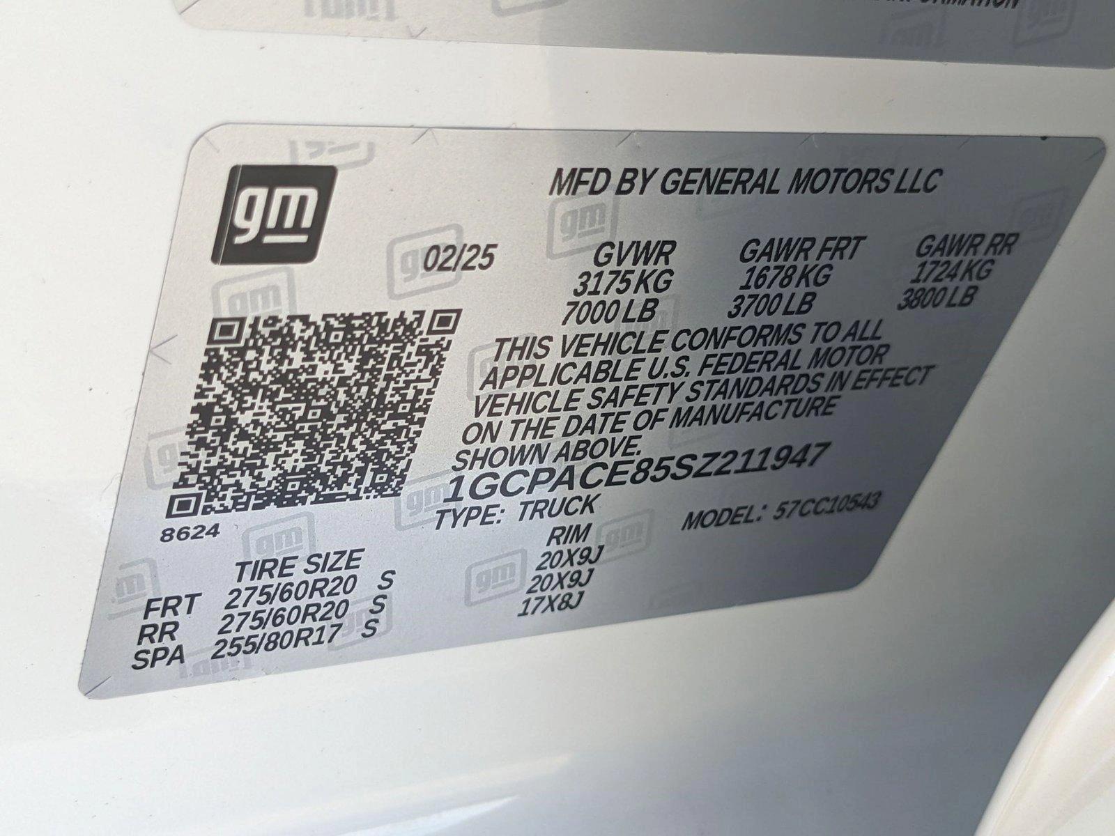 2025 Chevrolet Silverado 1500 Vehicle Photo in MIAMI, FL 33172-3015