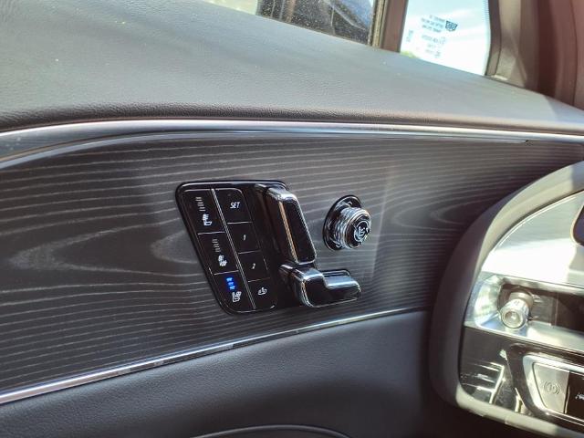 2025 Cadillac LYRIQ Vehicle Photo in TAMPA, FL 33612-3404