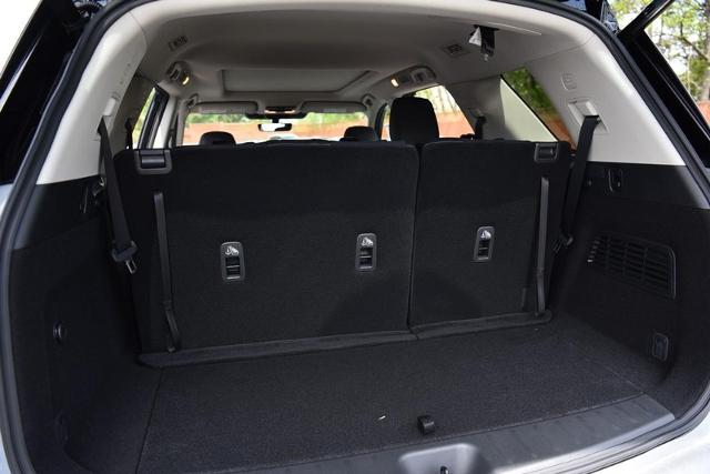 2025 Nissan Pathfinder Vehicle Photo in Ballwin, MO 63011