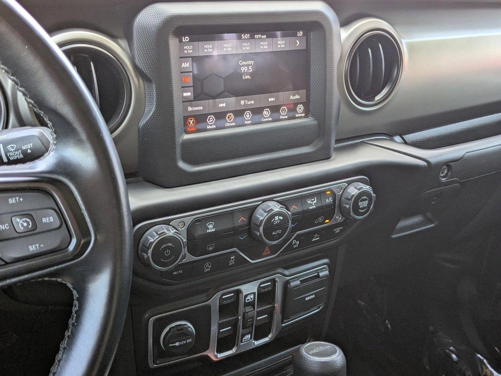 2021 Jeep Gladiator Vehicle Photo in Tampa, FL 33614