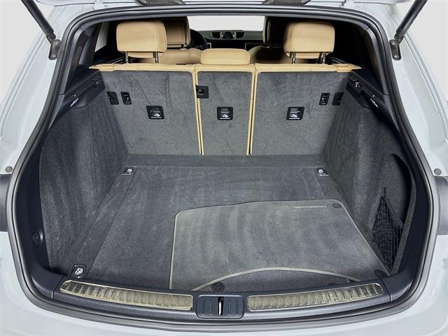 2022 Porsche Macan Vehicle Photo in Puyallup, WA 98371