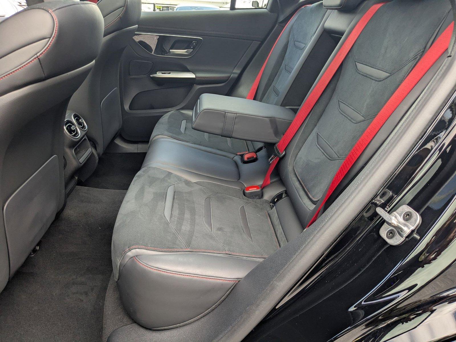 2024 Mercedes-Benz GLC Vehicle Photo in Pompano Beach, FL 33064
