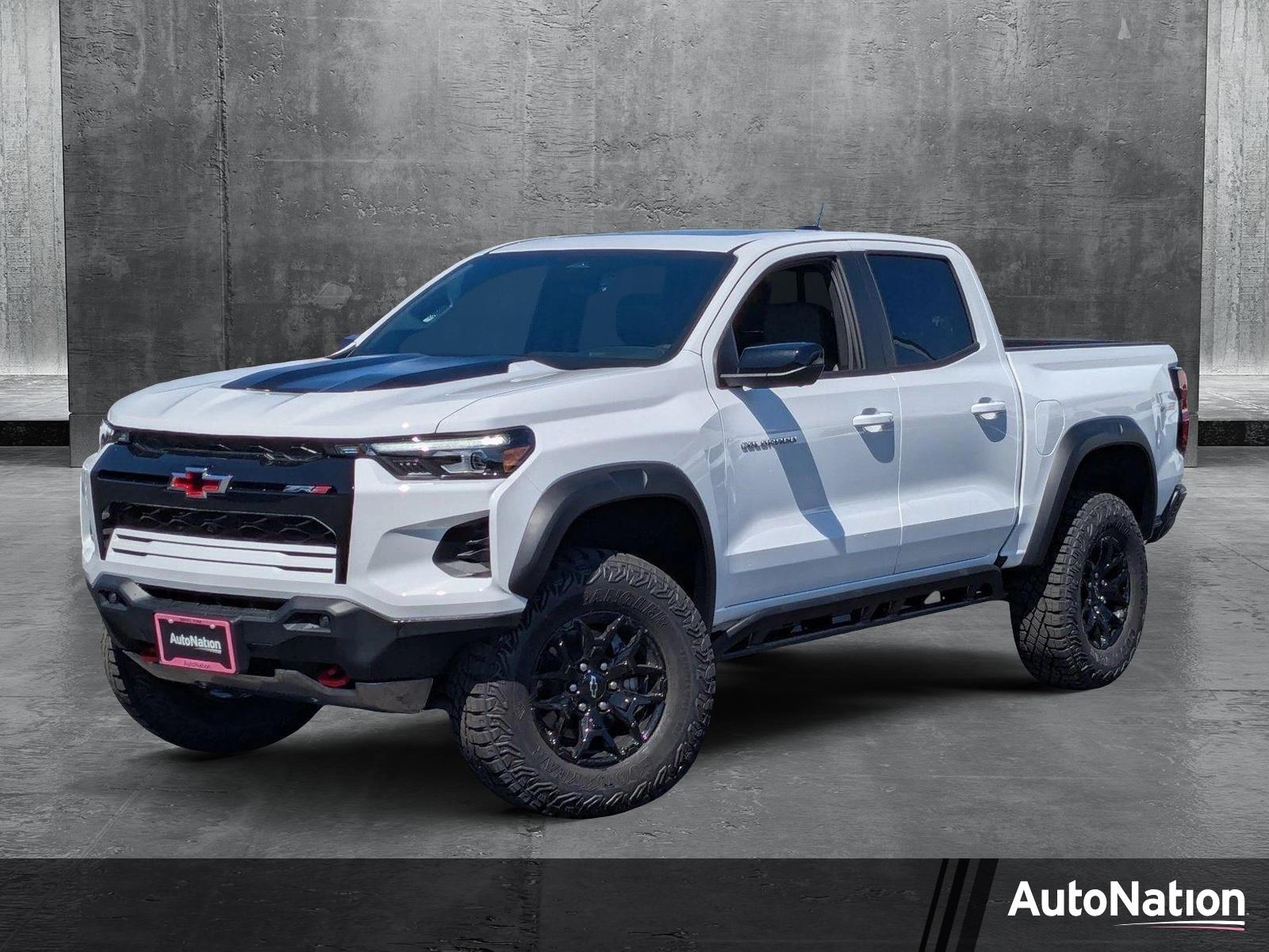 2025 Chevrolet Colorado Vehicle Photo in VALENCIA, CA 91355-1705
