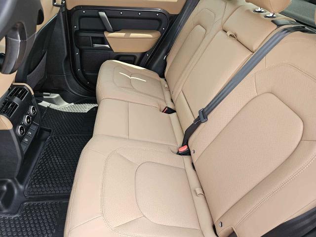 2025 Defender Vehicle Photo in AUSTIN, TX 78717