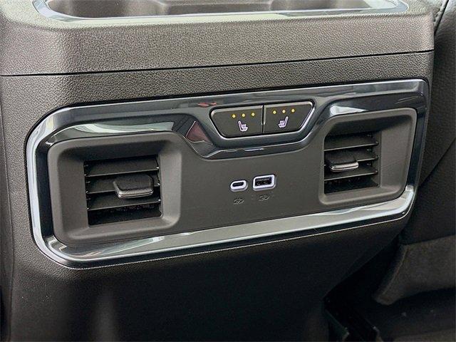 2025 GMC Sierra 3500 HD Vehicle Photo in PUYALLUP, WA 98371-4149