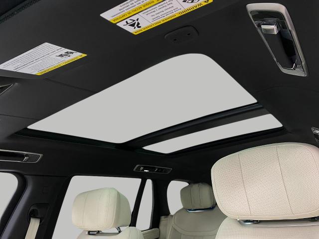 2025 Range Rover Vehicle Photo in Appleton, WI 54913