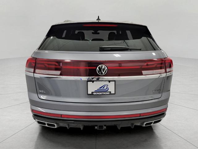 2024 Volkswagen Atlas Cross Sport Vehicle Photo in Oshkosh, WI 54904