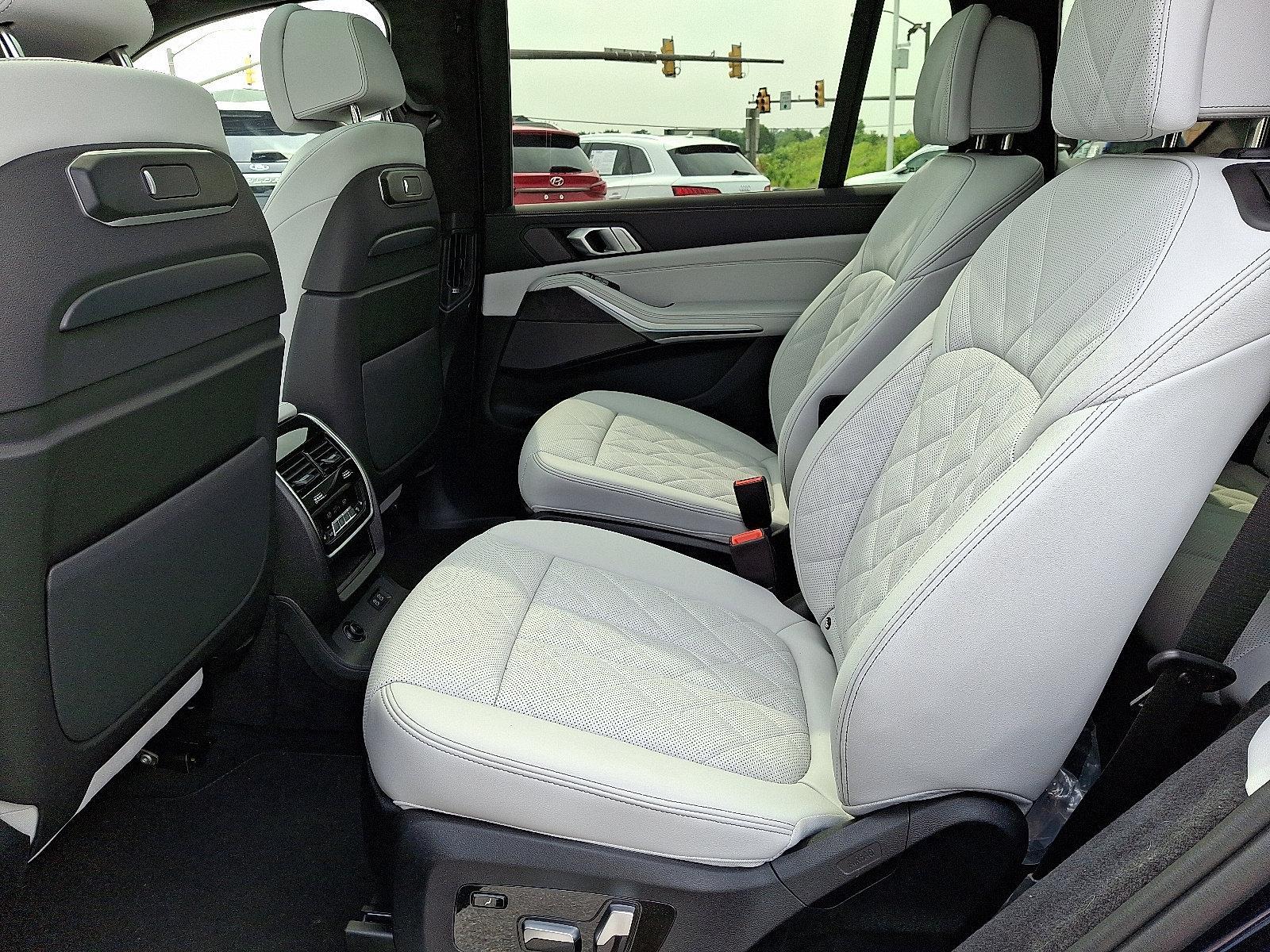 2025 BMW X7 xDrive40i Vehicle Photo in Lancaster, PA 17601