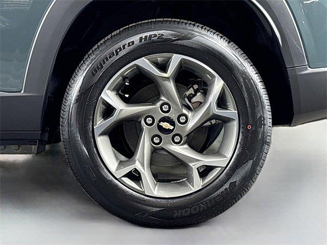 2025 Chevrolet Trax Vehicle Photo in PUYALLUP, WA 98371-4149