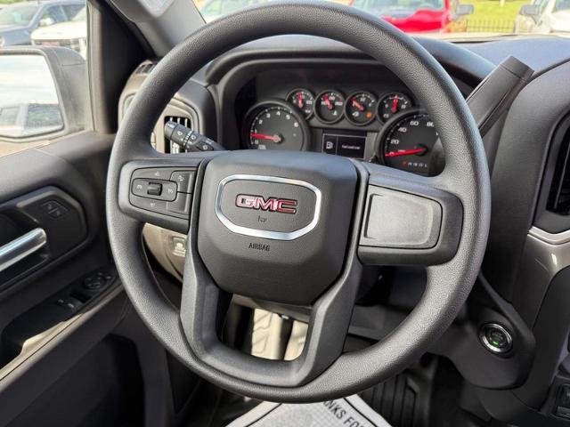 2025 GMC Sierra 2500 HD Vehicle Photo in COLUMBIA, MO 65203-3903