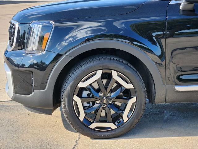 2024 Kia Telluride Vehicle Photo in DENTON, TX 76210-9321