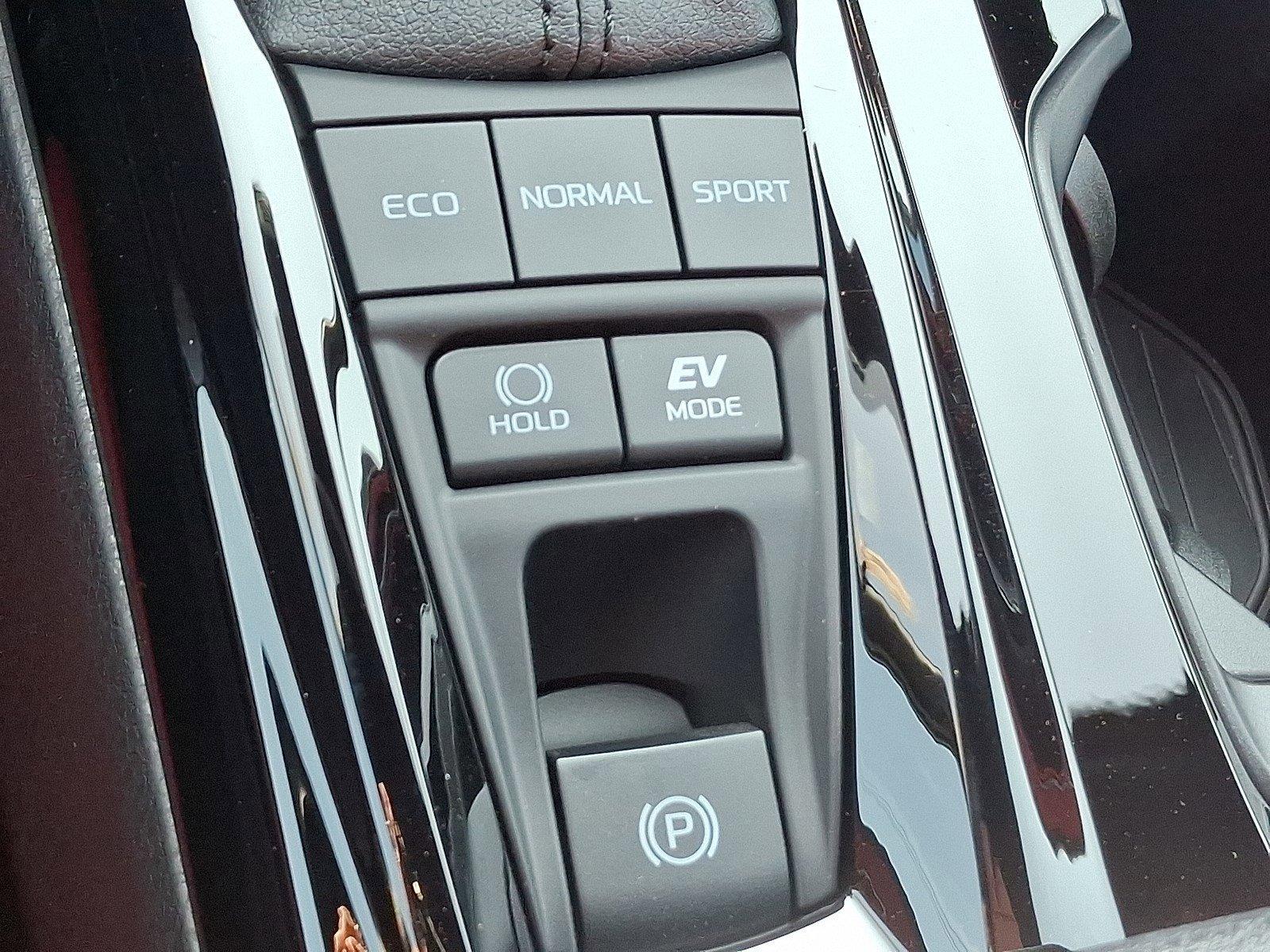 2025 Toyota Camry Vehicle Photo in Harrisburg, PA 17111