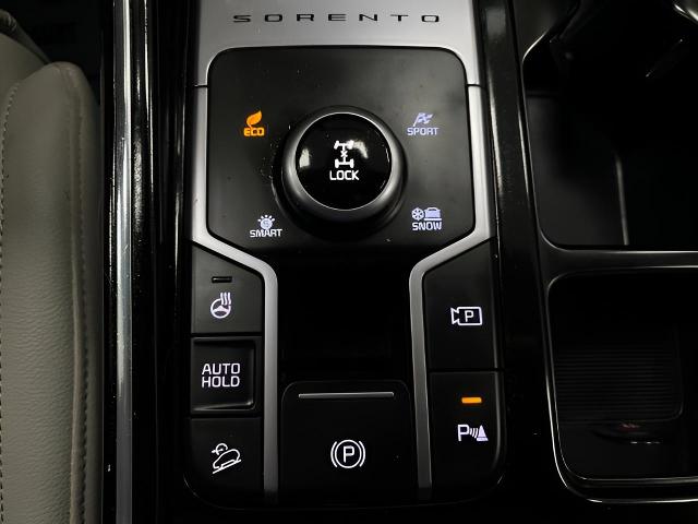 2024 Kia Sorento Hybrid Vehicle Photo in Appleton, WI 54913