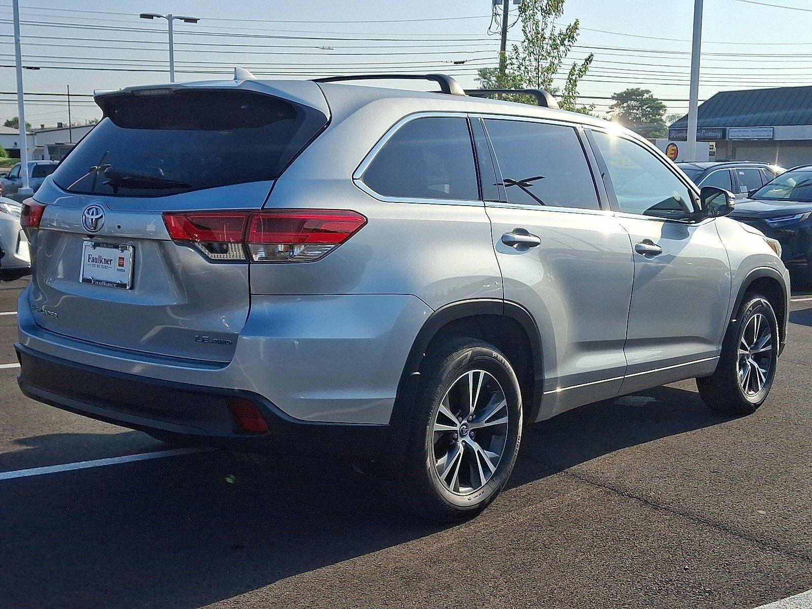 2018 Toyota Highlander Vehicle Photo in Harrisburg, PA 17111