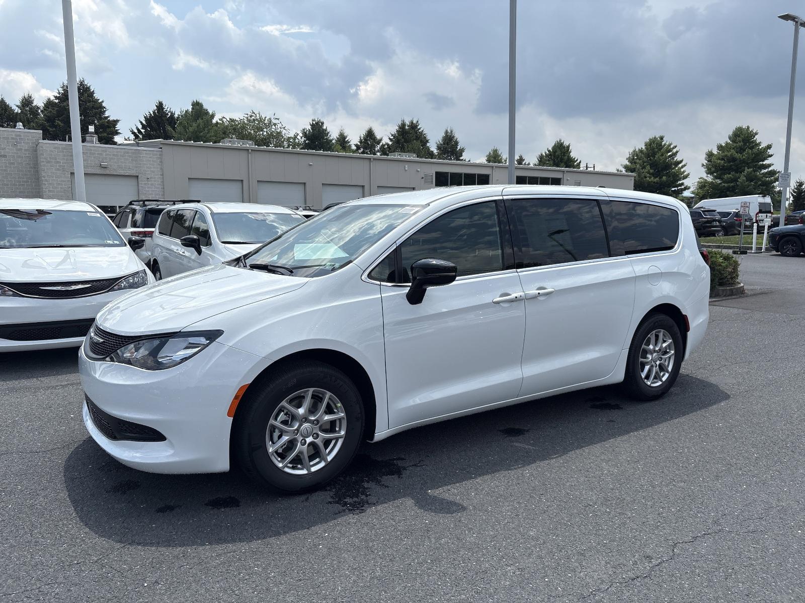2025 Chrysler Voyager Vehicle Photo in Mechanicsburg, PA 17050-1707