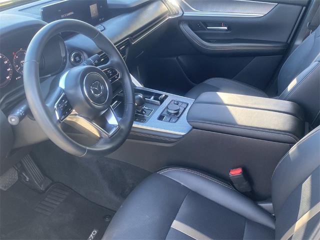 2025 Mazda CX-70 Vehicle Photo in GOODYEAR, AZ 85338-1310