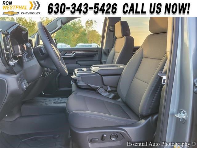 2025 Chevrolet Silverado 1500 Vehicle Photo in AURORA, IL 60503-9326