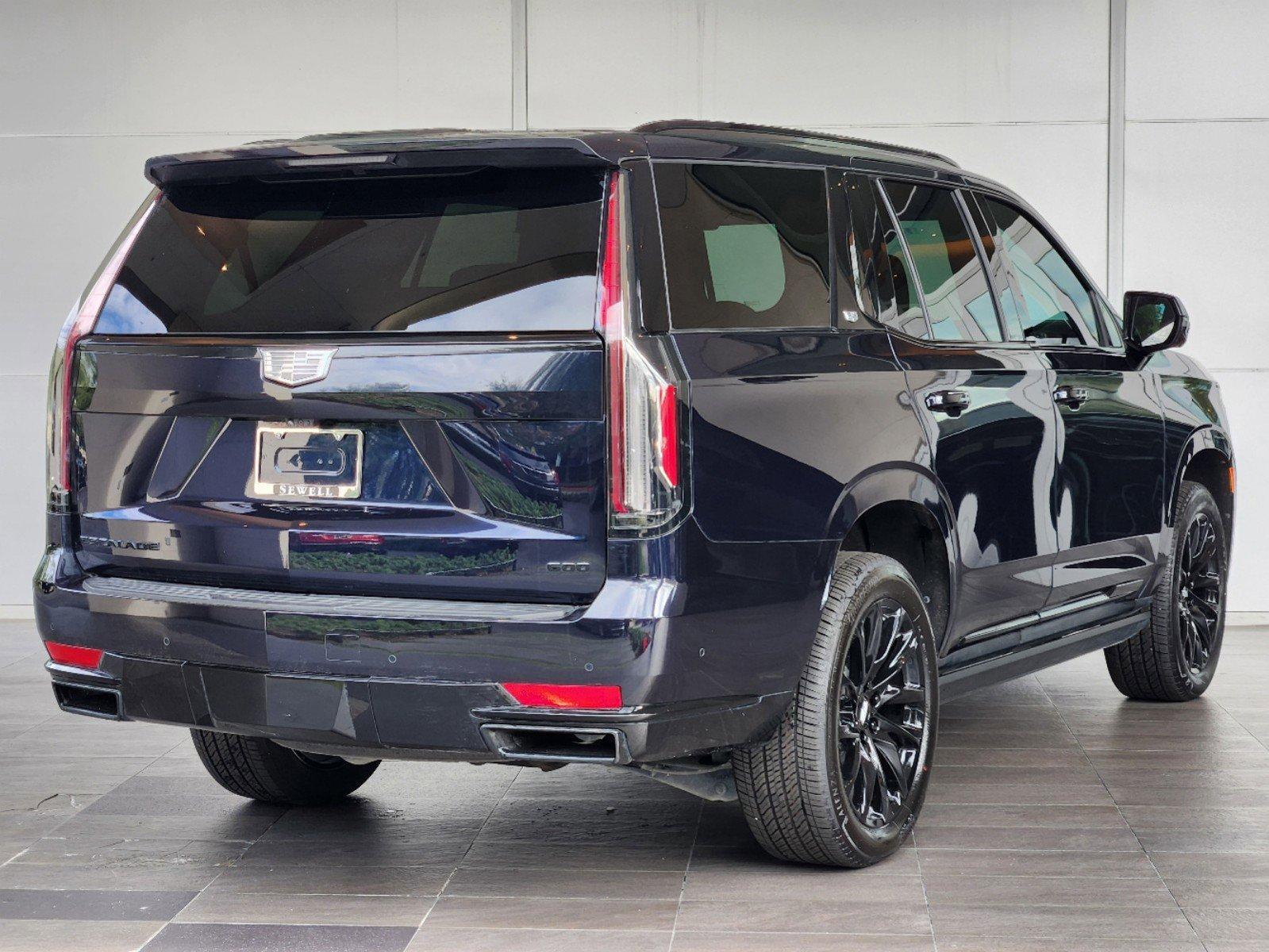 2024 Cadillac Escalade Vehicle Photo in HOUSTON, TX 77079-1502