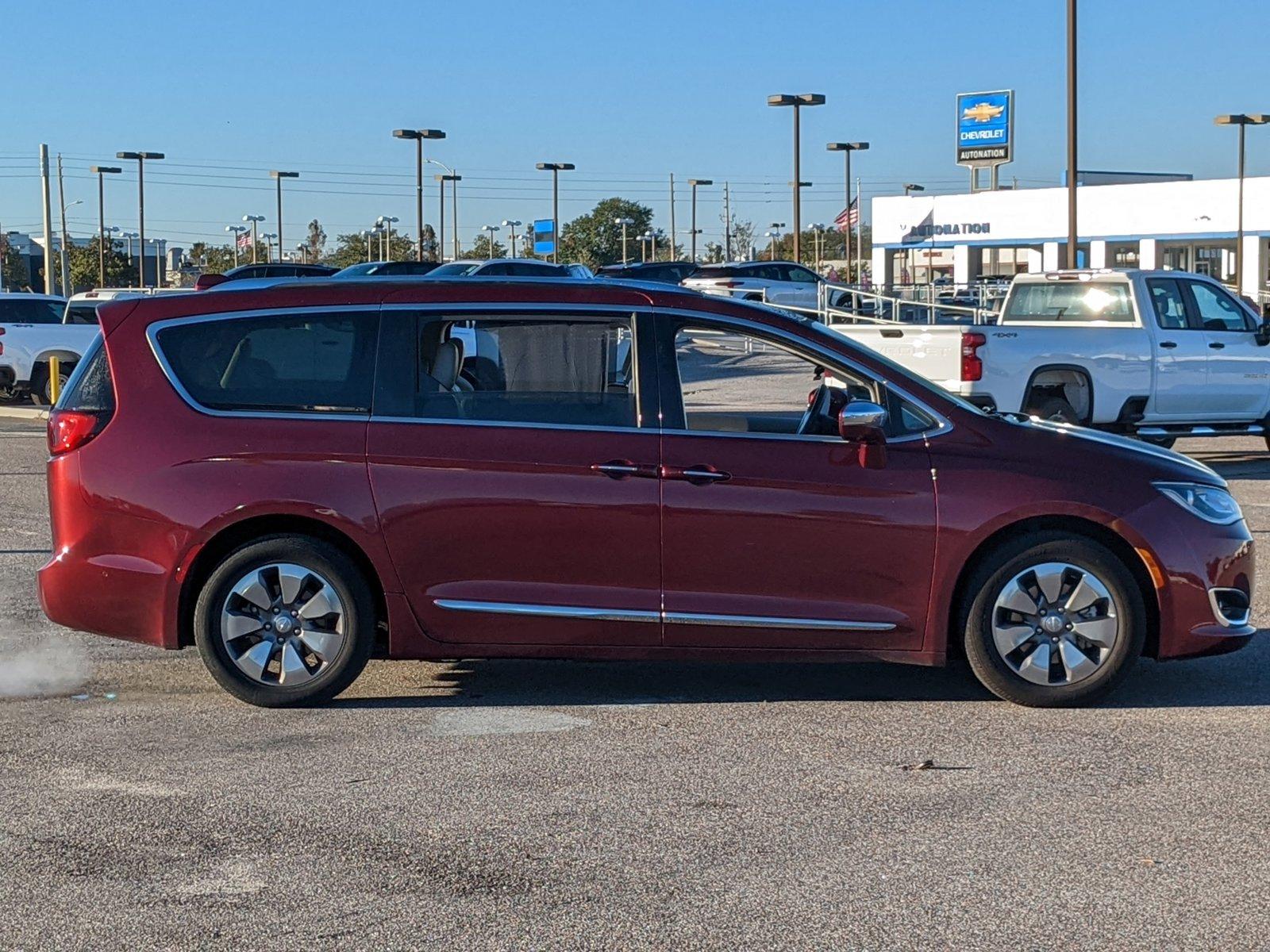 2017 Chrysler Pacifica Vehicle Photo in ORLANDO, FL 32808-7998