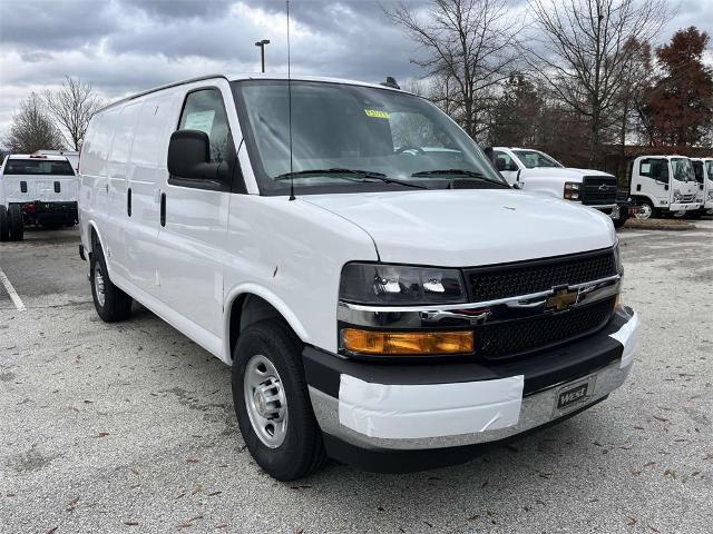 2025 Chevrolet Express Cargo 2500 Vehicle Photo in ALCOA, TN 37701-3235