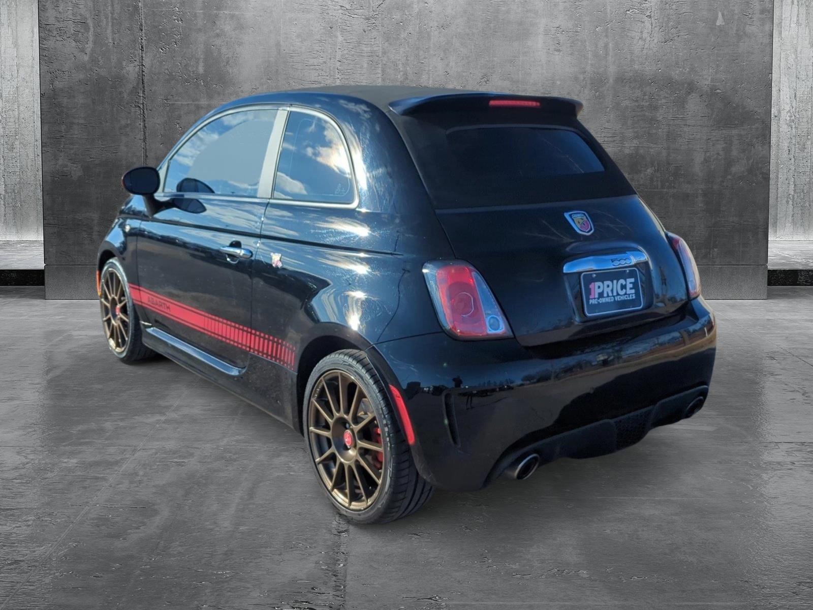 2017 FIAT 500 Abarth Vehicle Photo in Memphis, TN 38133