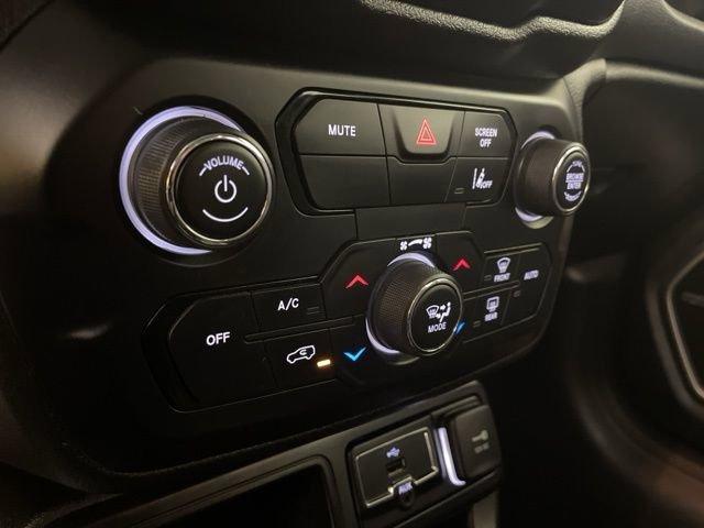 2021 Jeep Renegade Vehicle Photo in PHOENIX, AZ 85014-3381