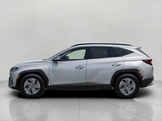 2025 Hyundai TUCSON Hybrid Vehicle Photo in Green Bay, WI 54304