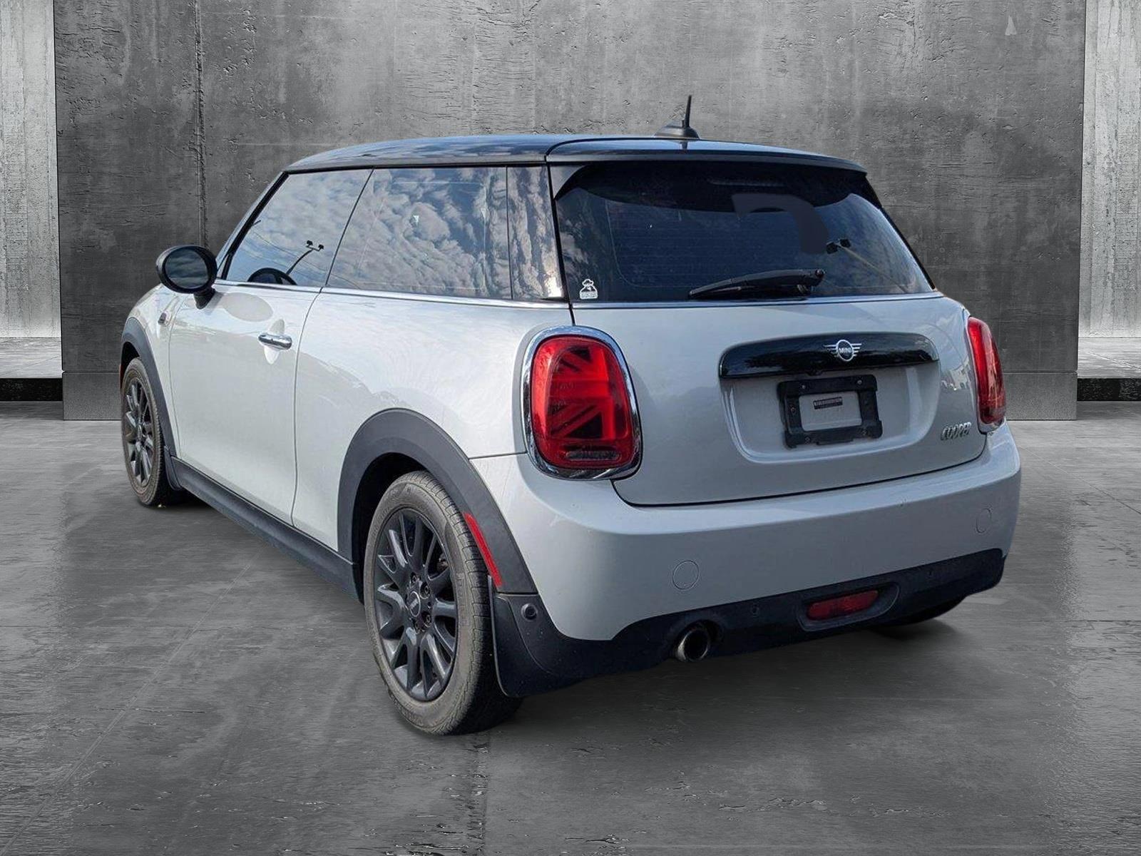 2019 MINI Cooper Hardtop 2 Door Vehicle Photo in Panama City, FL 32401