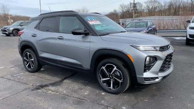 2023 Chevrolet Trailblazer Vehicle Photo in MOON TOWNSHIP, PA 15108-2571